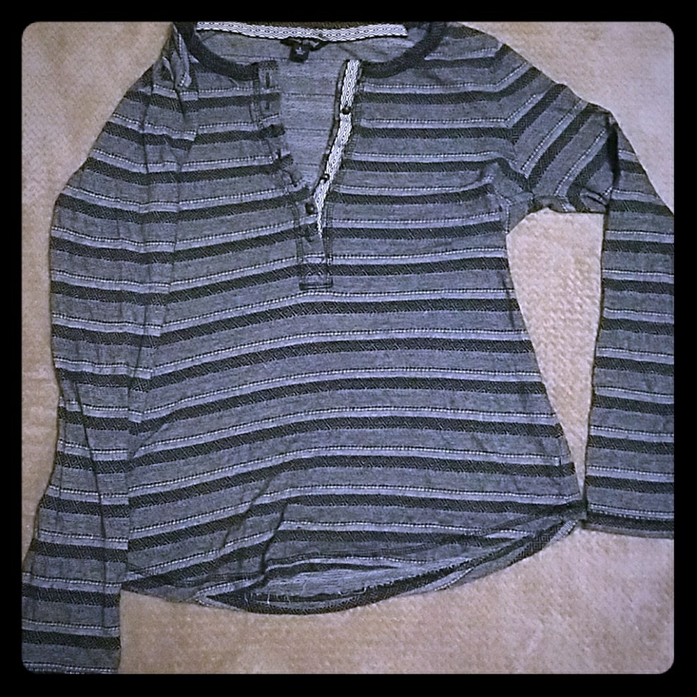 Long sleeve shirt